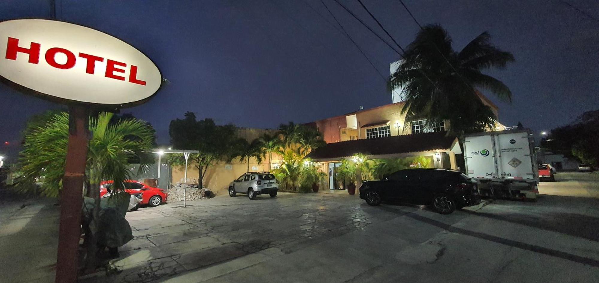 Hotel Posada Marcas Cancún Kültér fotó